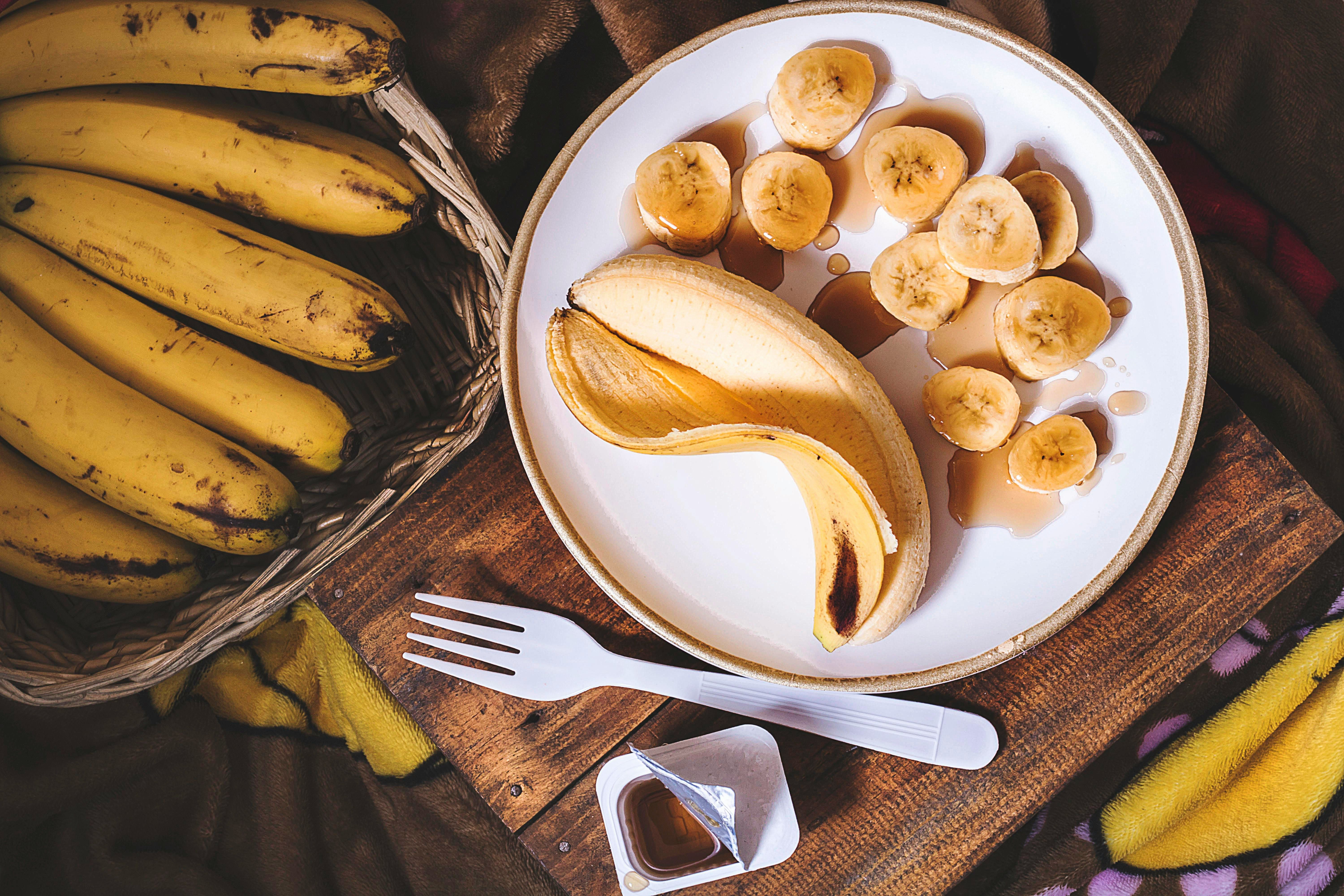 Добриво з бананових шкірок - як підгодувати кімнатні та садові рослини у домашніх умовах - Поради